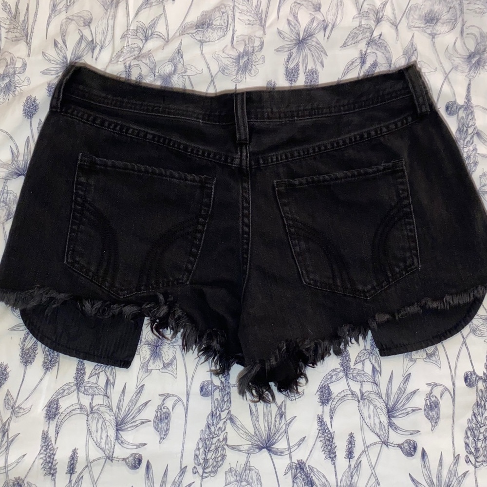 shorts - Picture 2 of 2
